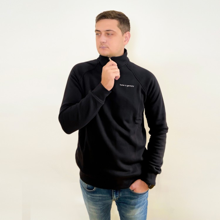 HOME IS GERMANY -MINIMALIST 1/4  ZIP – BLACK